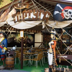 Отдых Геленджик : Кафе Тортуга